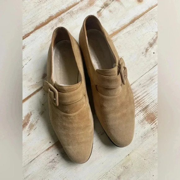 GIORGIO ARMANI women’s tan suede Oxford shoes buckle size 35 Italy almond toe - Picture 14 of 16